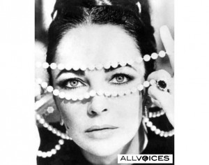 Elizabeth Taylor pearls