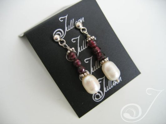 Tammy Bridal Garnets Drop Earrings E026-14B