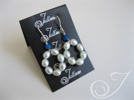 Kiki Pearl Cluster Earrings e039.12