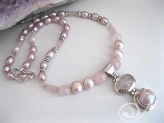 Rose Quartz Pink Pearls Pendant Necklace PJ302