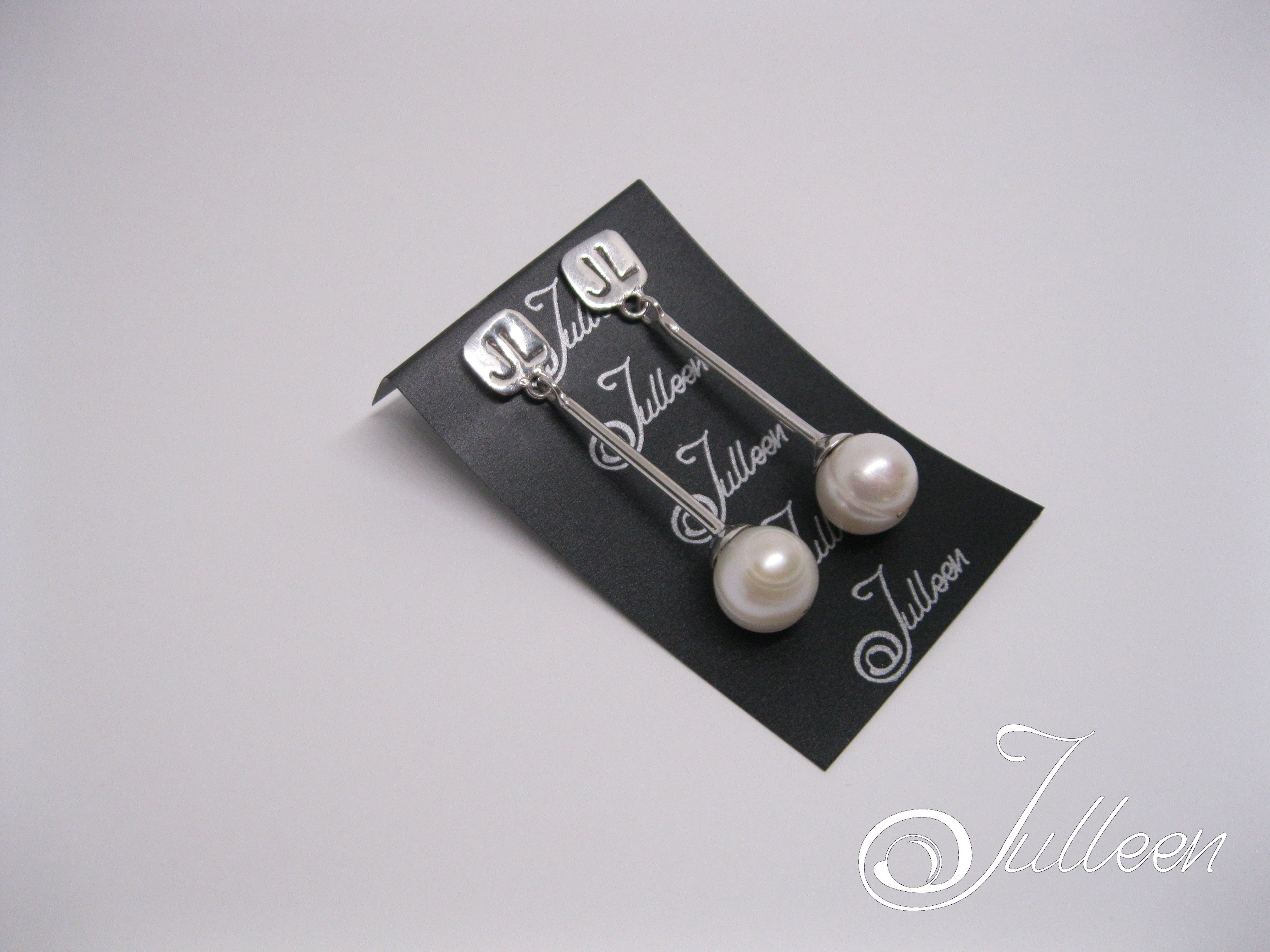 Faye Long Pearl Earring E078.02 001