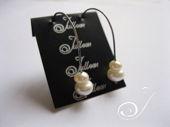 Hoop-Double-Pearl-Earring-Julleen