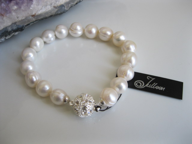 White-Pearl-Classical-Bracelet-BBC003