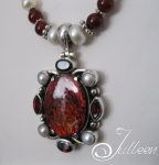 red-ablanoe-pendant-necklace-garnet-pearl-Julleen.4