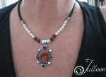 red-ablanoe-pendant-necklace-garnet-pearl-Julleen.6