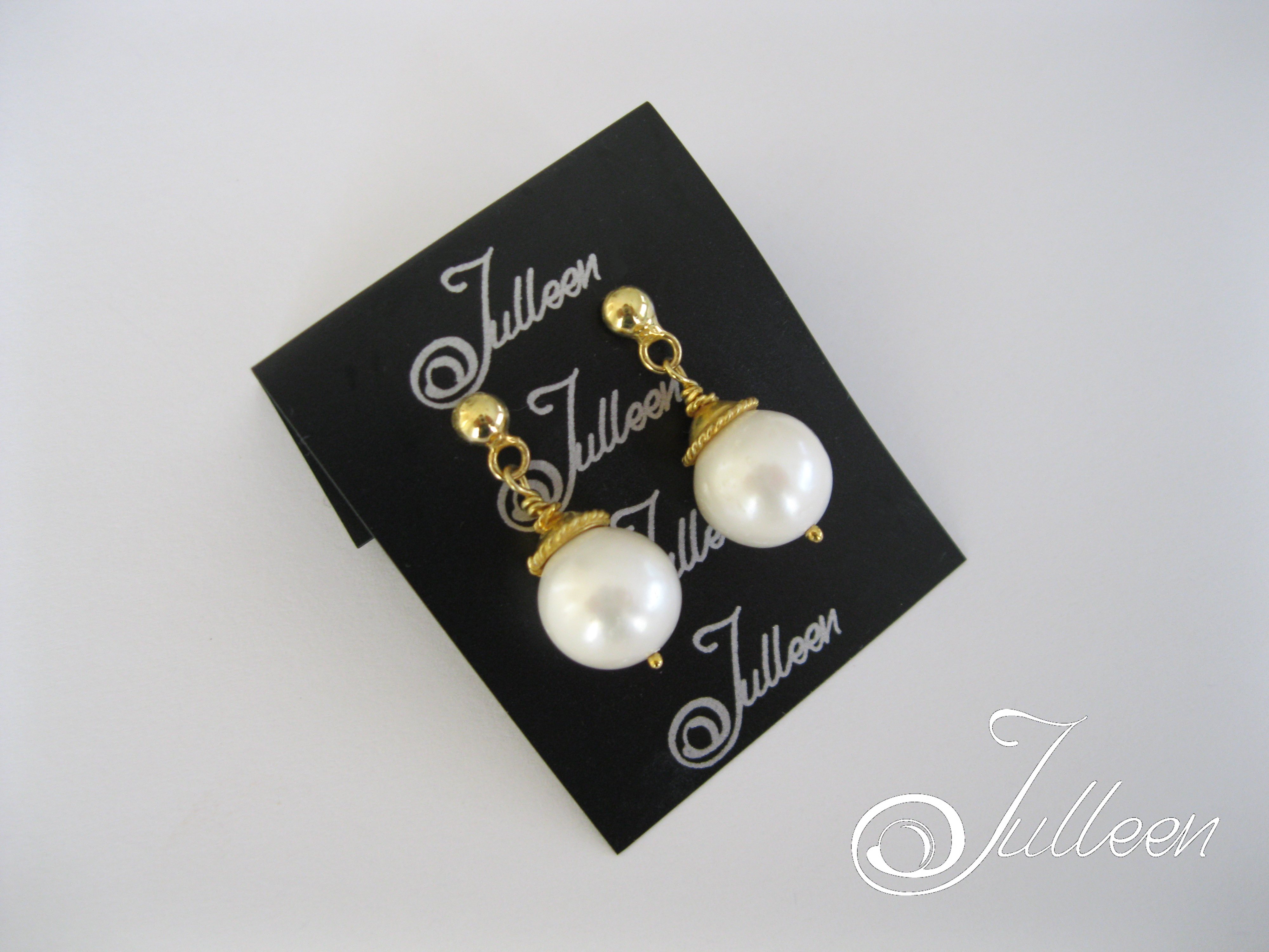 white-pearl-gold-drop.jpg 006