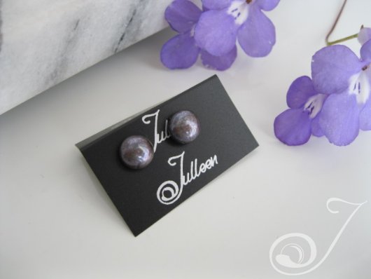 black pearl stud