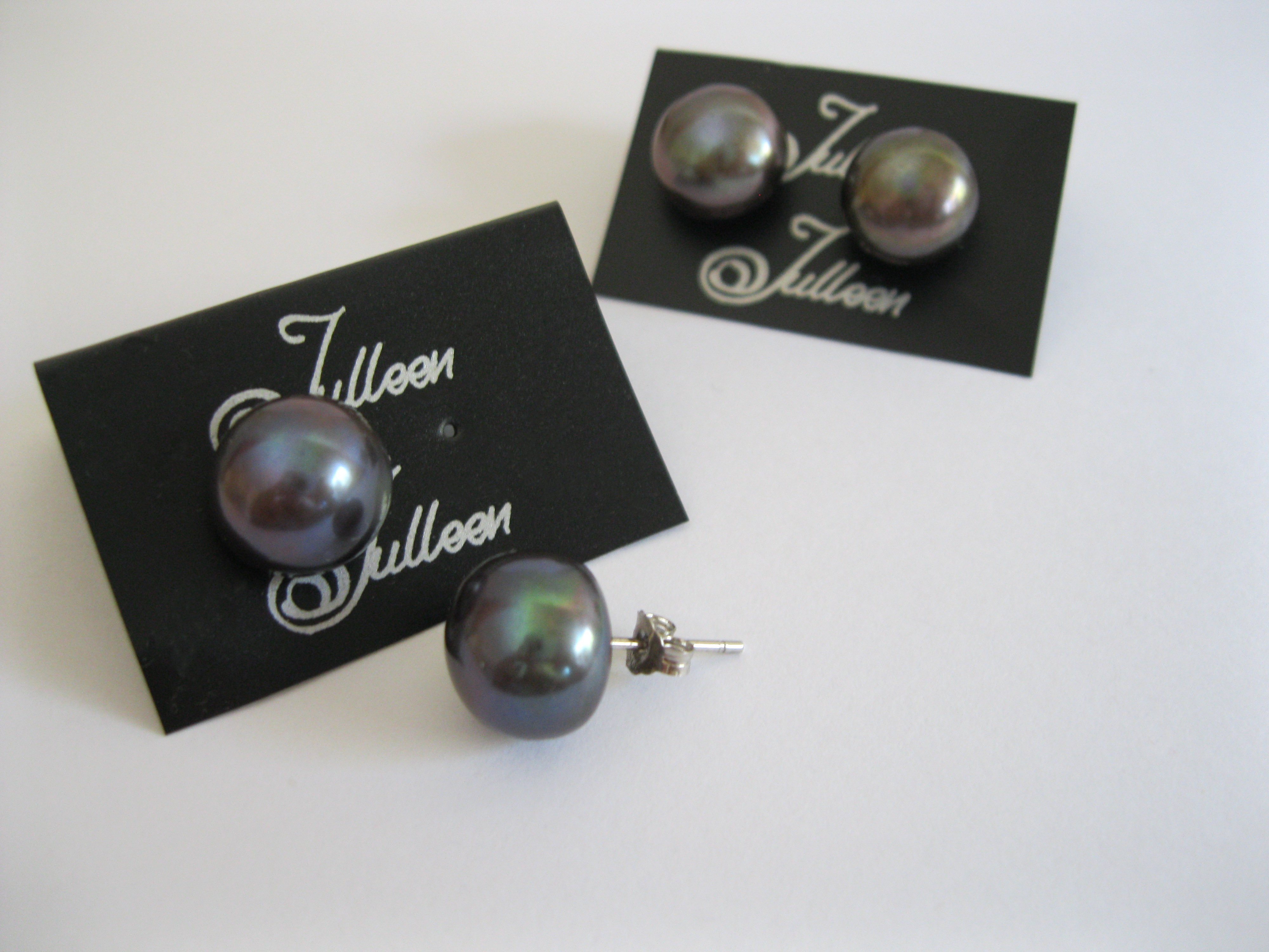 Black Pearl Studs E301.11