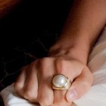 https://www.julleen.com/product/goddess-white-mabe-ring/