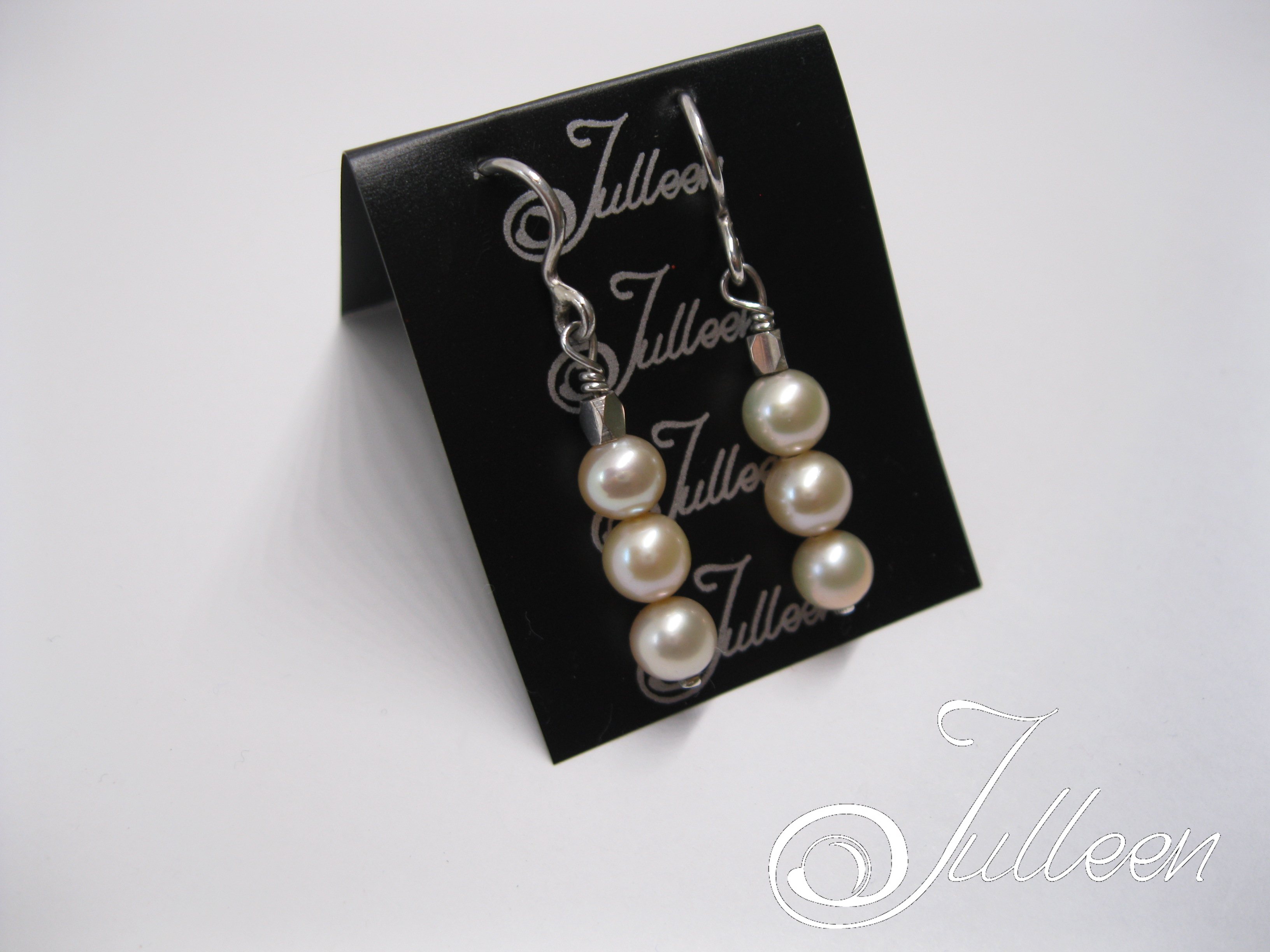 Sandara Pearl Earring.E017.66a