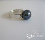 Black Pearl Ring 001