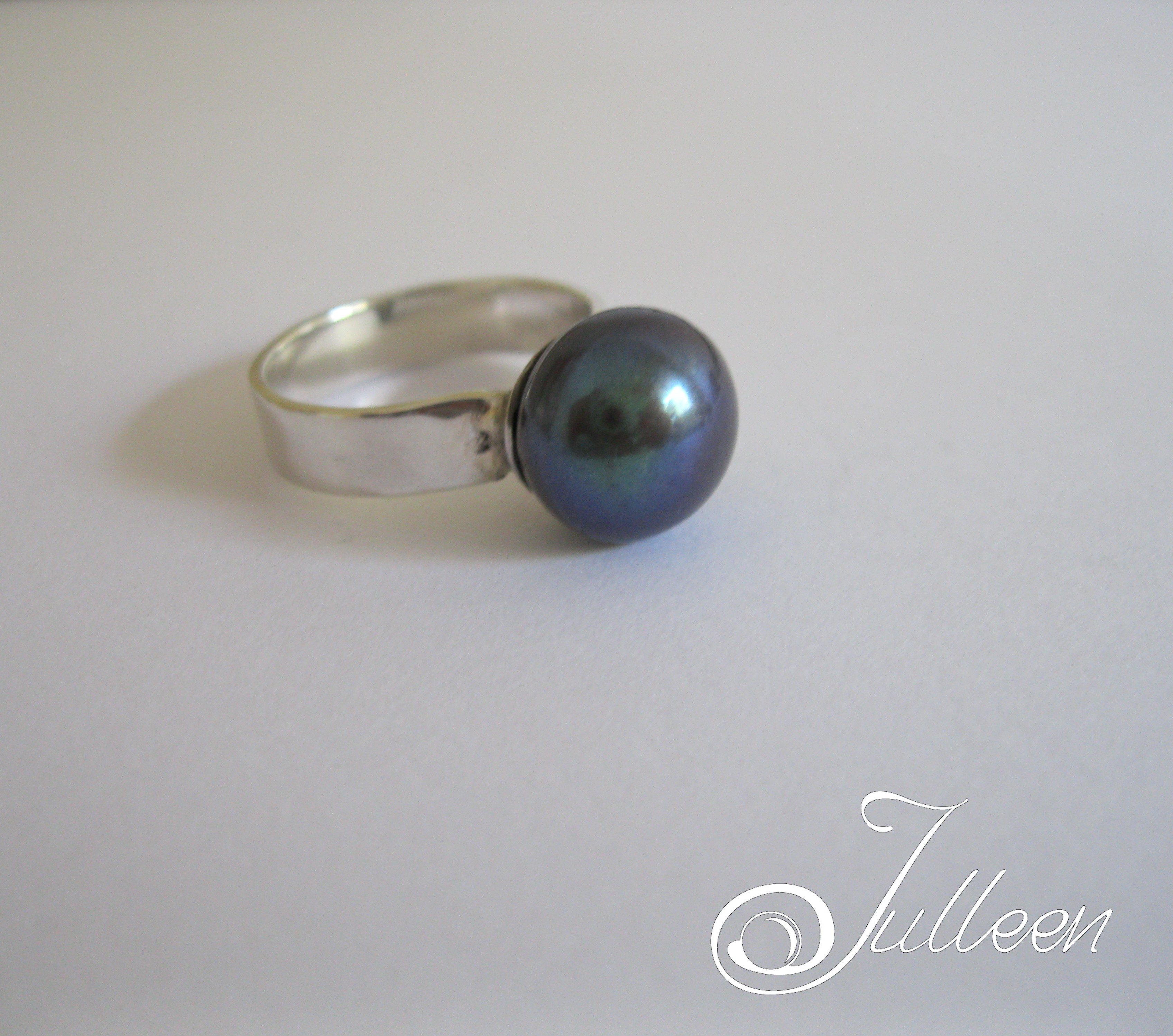 Black Pearl Ring 003