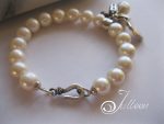 caps-on-pearl-charm-bracelet-Juleen