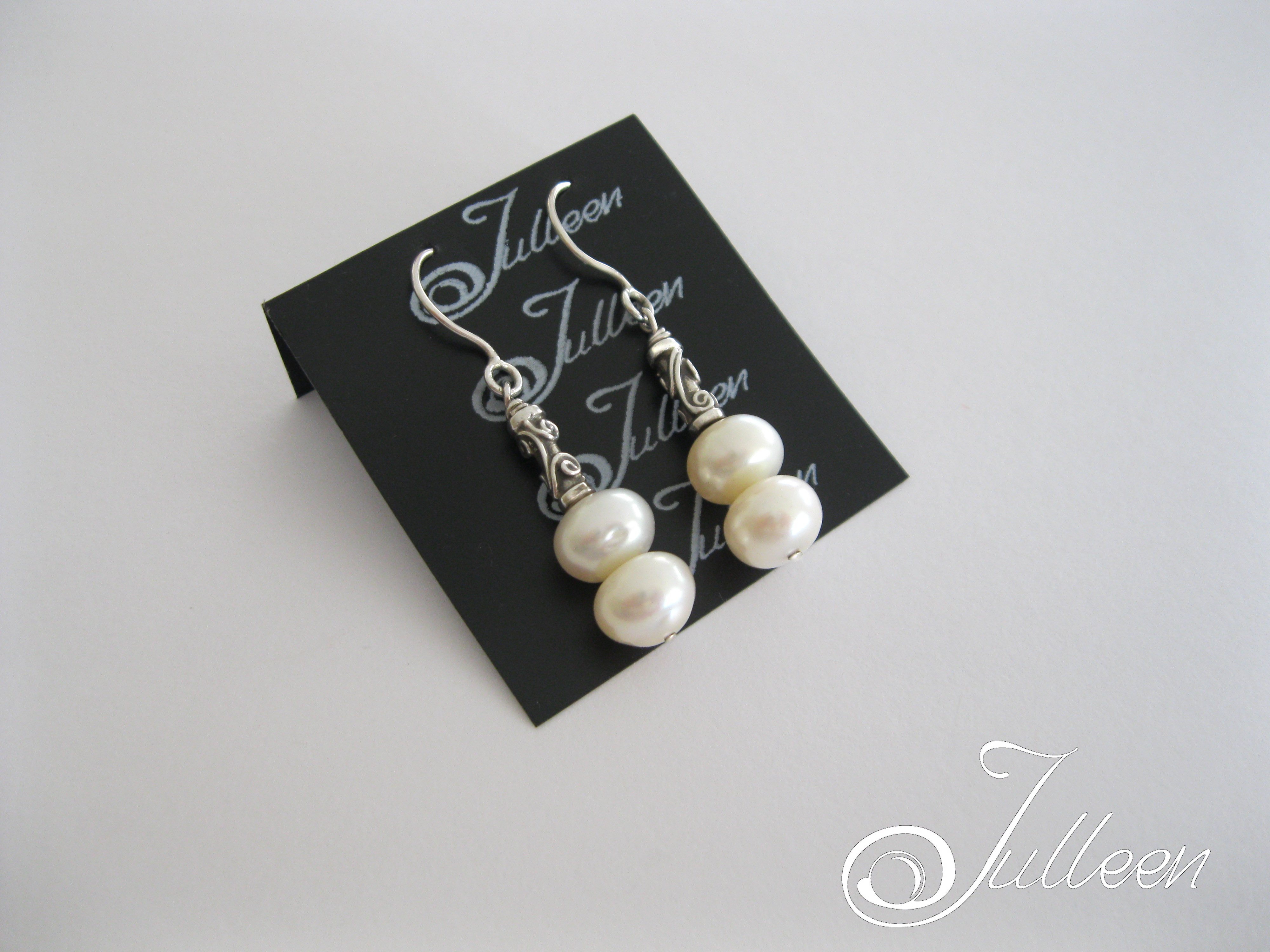 double white Pearl earring 001