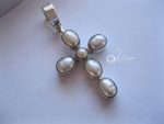 white pearl-cross-Julleen.jpg